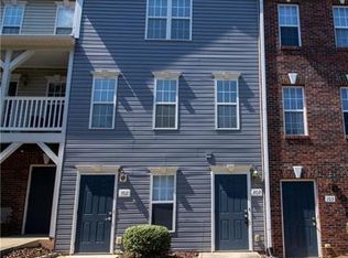 113 Steam Engine Dr UNIT 202, Mooresville, NC 28115
