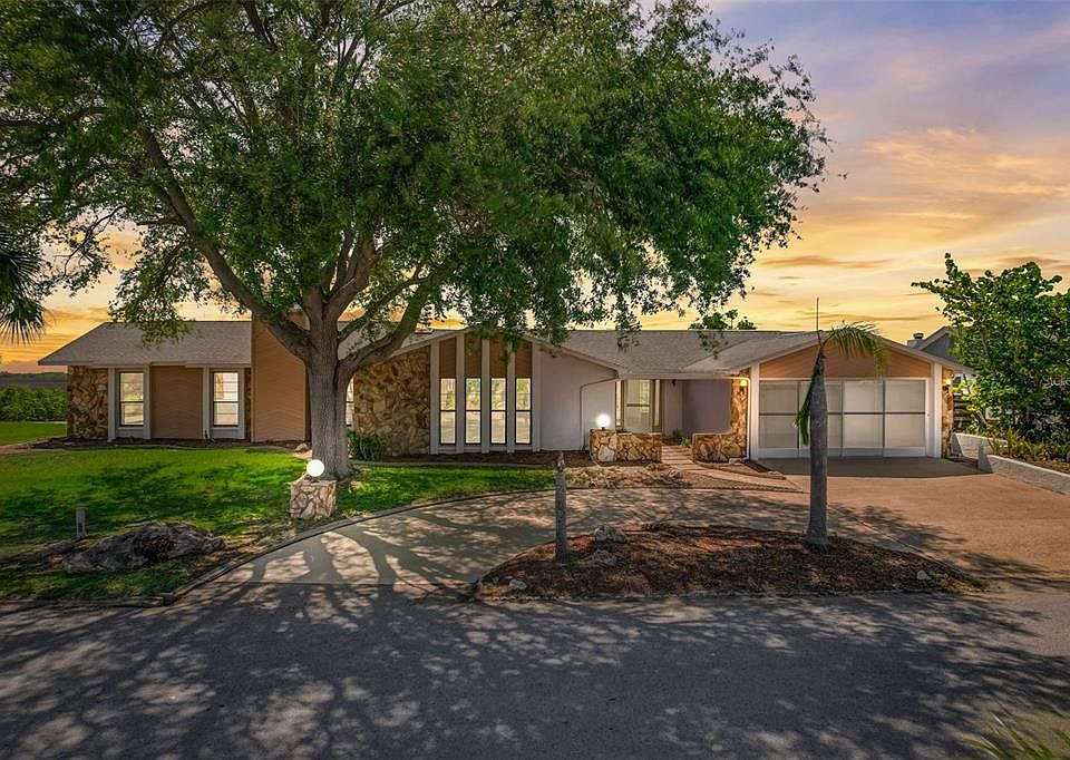 1st image of 6916 Southwind Dr