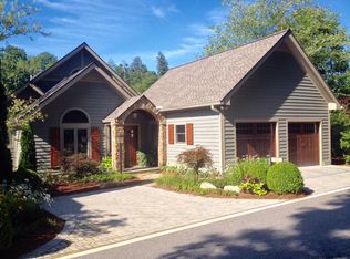 576 Lake Villas Way, Highlands, NC 28741