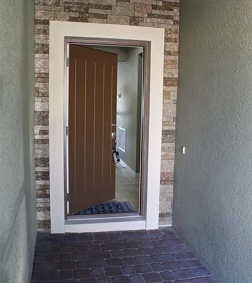 1408 Lanier Point Pl — Photo 23