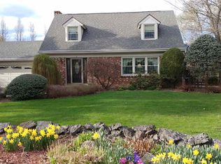 2 Tomohawk Pl, Johnstown, NY 12095