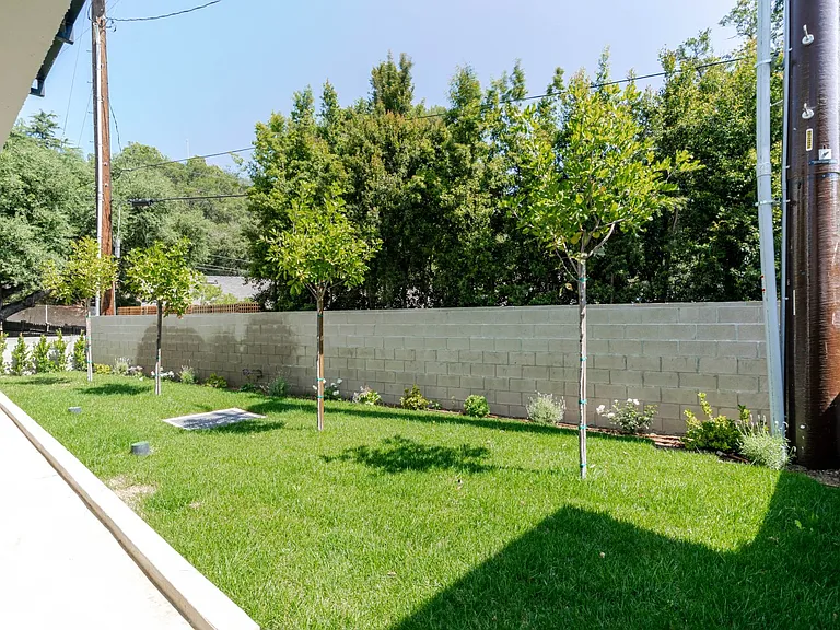 1961 Waltonia Dr #103 — Photo 23