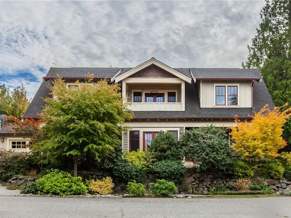 9648 26th Ave NW, Seattle, WA 98117