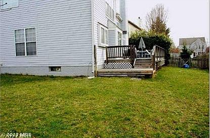 3rd image of 902 Catoctin Cir NE
