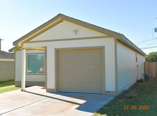 511 49th St, Lubbock, TX 79404
