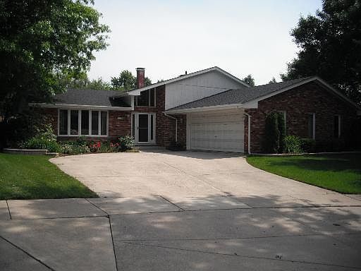 1st image of 15219 S Bayberry Ct