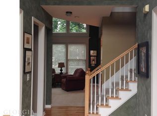 1083 Hopedale Ln, Lawrenceville, GA 30043