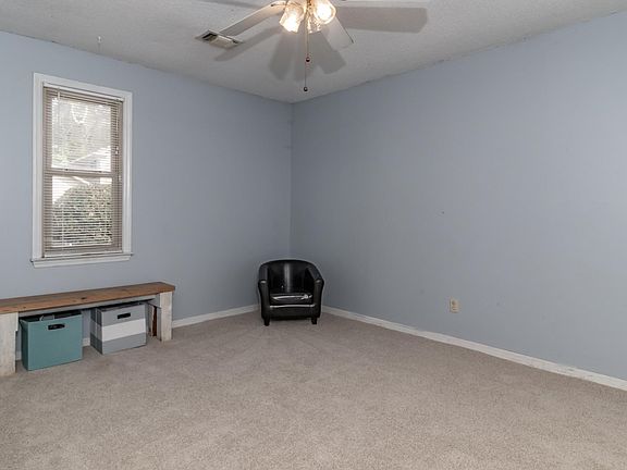 4th image of 227 Bohler Dr