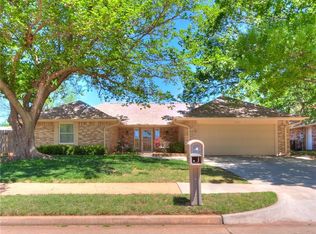 1321 NE 19th Pl, Moore, OK 73160