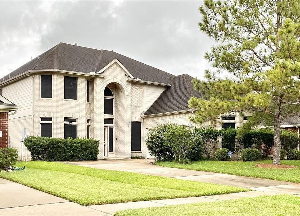 1st image of 511 Colony Lake Estates Dr