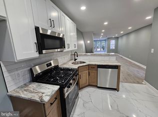 318 E Clarkson Ave, Philadelphia, PA 19120