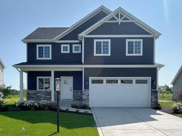 810 Idlewild Ln, Valparaiso, IN 46385