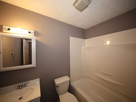 5th image of 5249 Pocahontas Dr