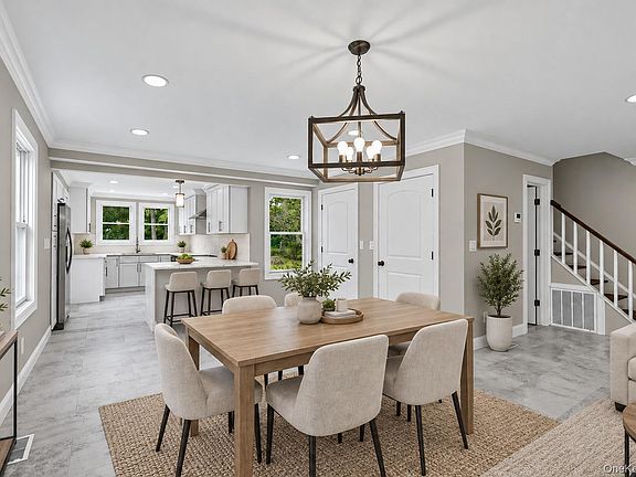 3rd image of 355 Forest Lane