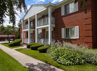 Holiday Center Apartments, Clinton Township, MI 48035