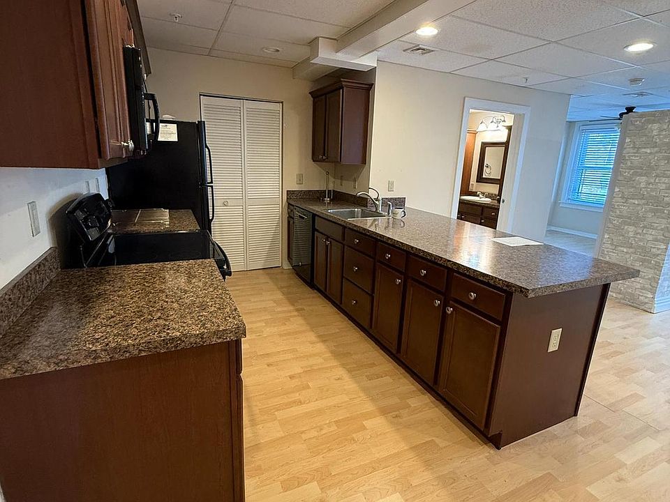 1st image of 80 Nassau St #84-2B