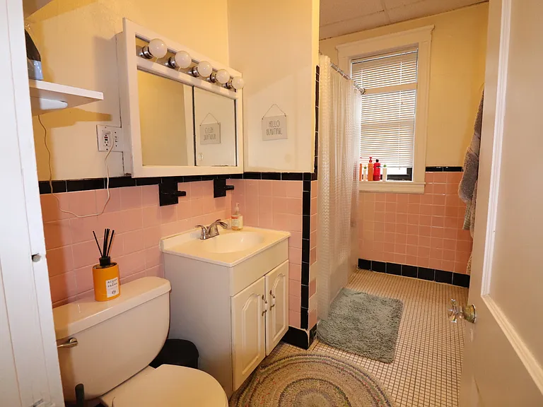 122 Babcock St #33 — Photo 5