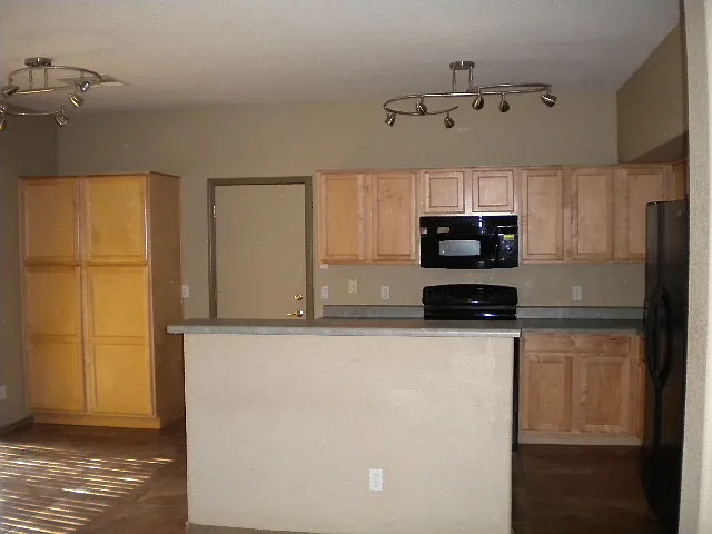Kitchen With Lots Of Cabinets -06172014