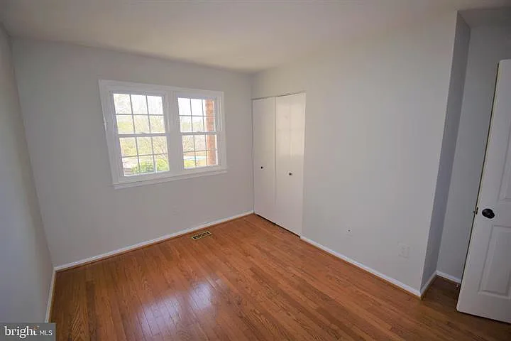 8243 Cedar Landing Ct — Photo 15