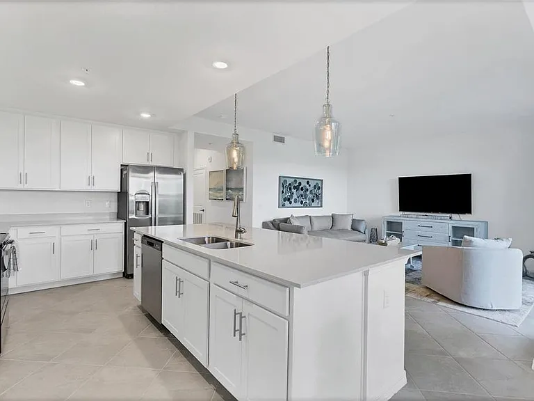 14161 Heritage Landing Blvd #1112 — Photo 9
