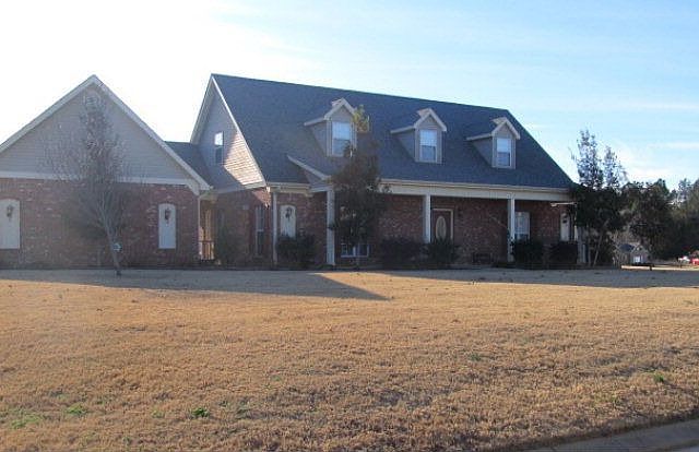 1st image of 501 Timber Hollow Ln