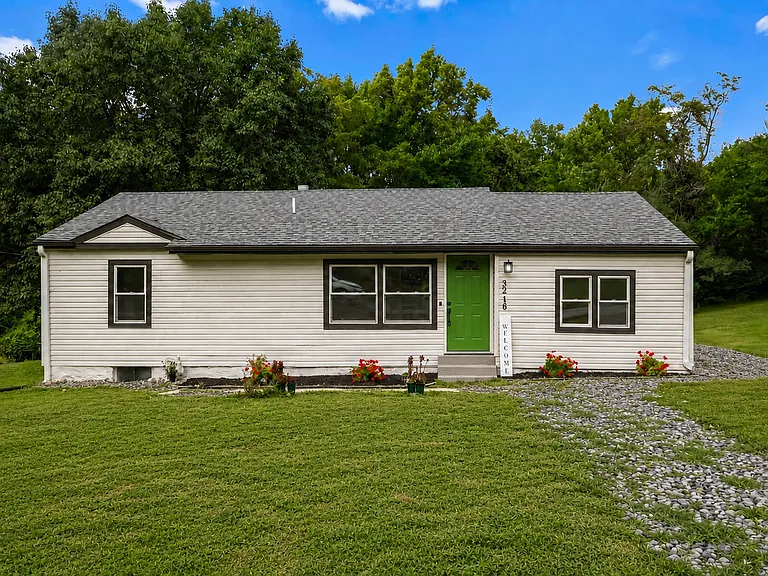 3216 W Townsend Ct — Photo 24