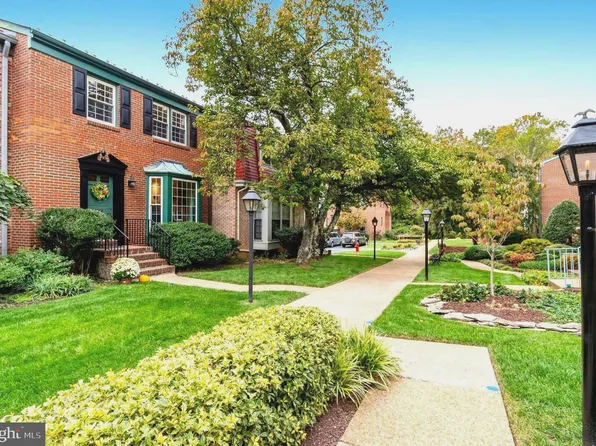 137 East St NE, Vienna, VA 22180