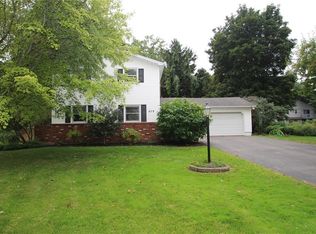 659 Regina Dr, Webster, NY 14580