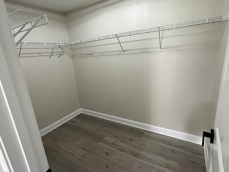 302 Governor Gwinnett Way — Photo 9