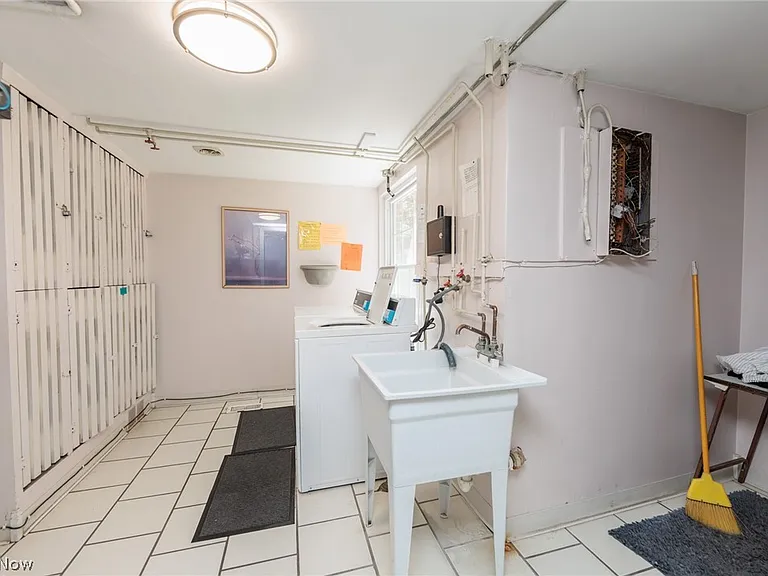 7020 Carriage Hill Dr #202 — Photo 38
