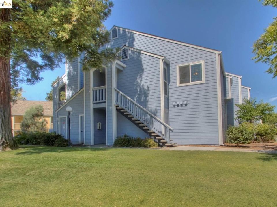 1st image of 2708 Ivy Ln