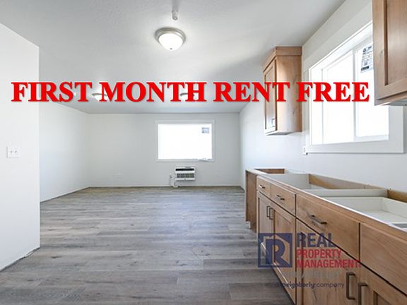 3rd image of 5405 Park Lawn Dr #112