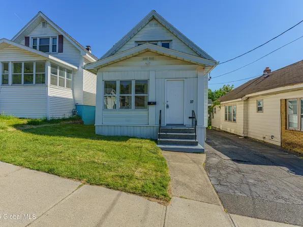 37 Lawn Avenue, Albany, NY 12204