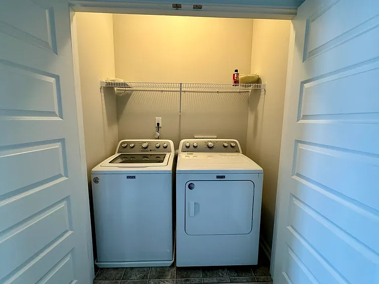 1025 Lathrop Ln — Photo 39