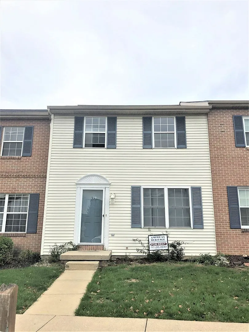 279 Greenland Dr photo 1