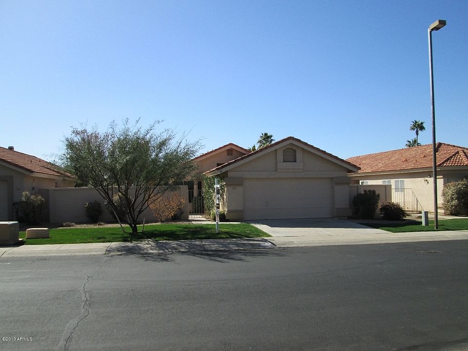 1st image of 8847 E Riviera Dr