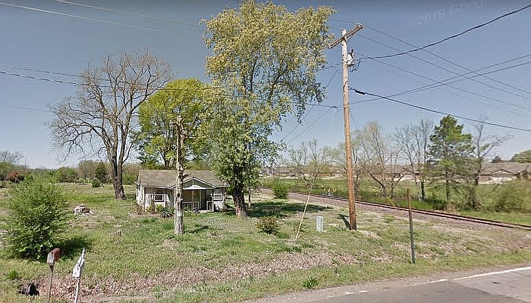 2nd image of 121 Strozier Ln