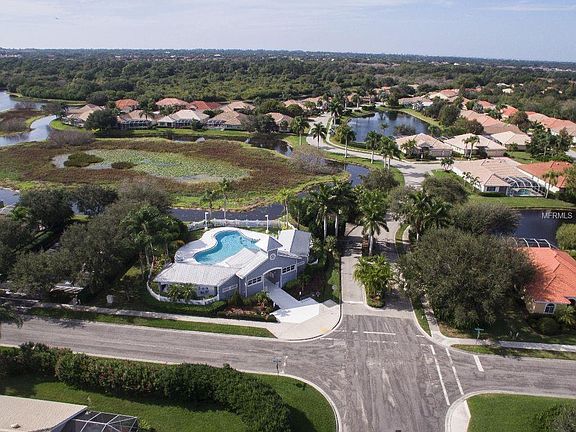 3rd image of 6241 Donnington Ct