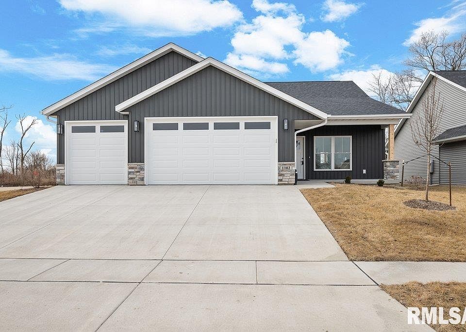 1st image of 1102 Eagles Crest Dr