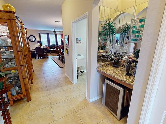 4th image of 1321 Misty Valley Dr