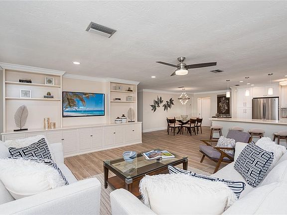 2nd image of 5026 Vivienda Way #4
