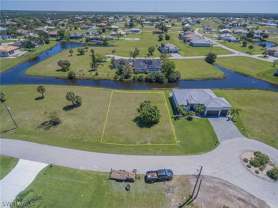 1st image of 17282 Carroway Ln
