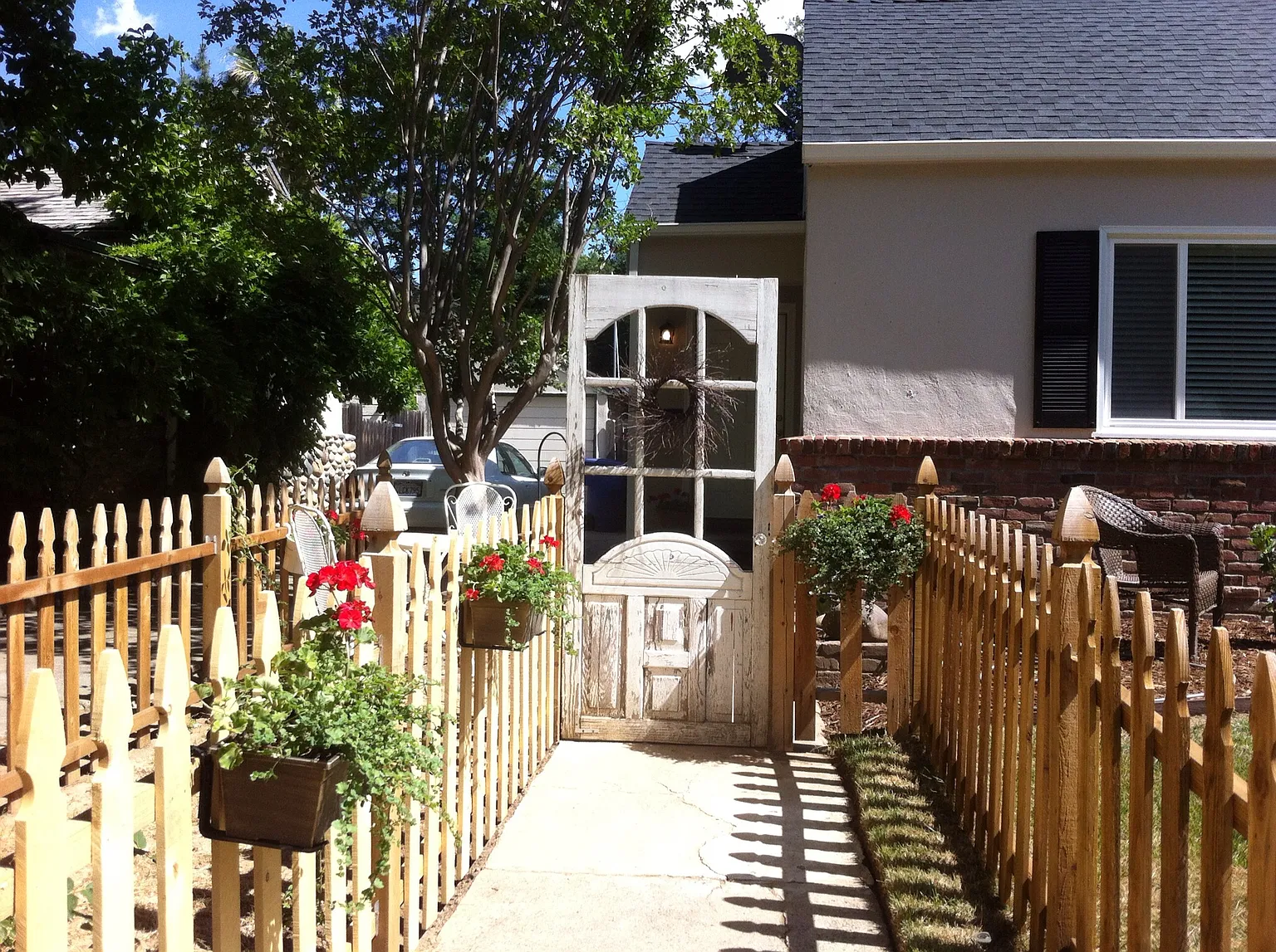 3932 Miller Way photo 1