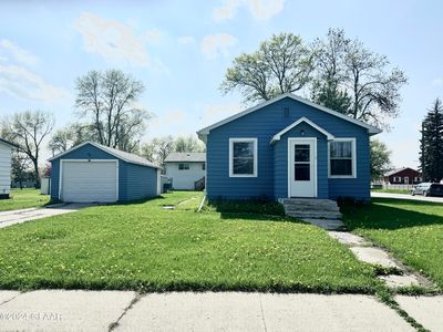 411 5th Ave SE, Mayville, ND, 58257
