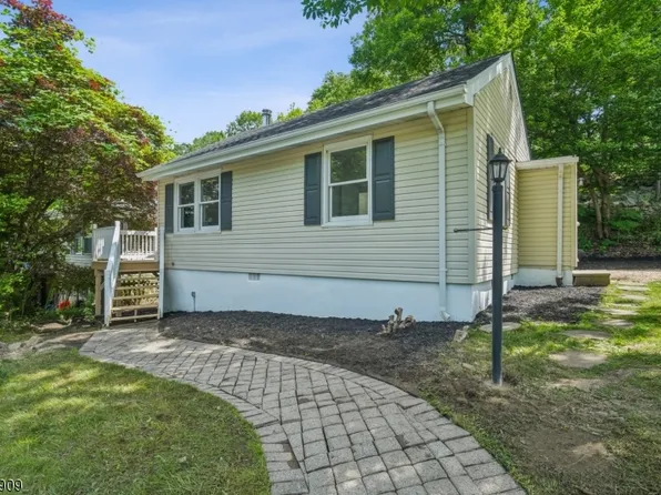 7 Comanche Ave, Rockaway Twp., NJ 07866