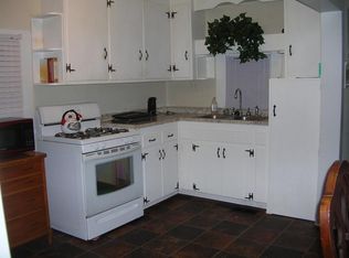 102 E D St, Erwin, NC 28339