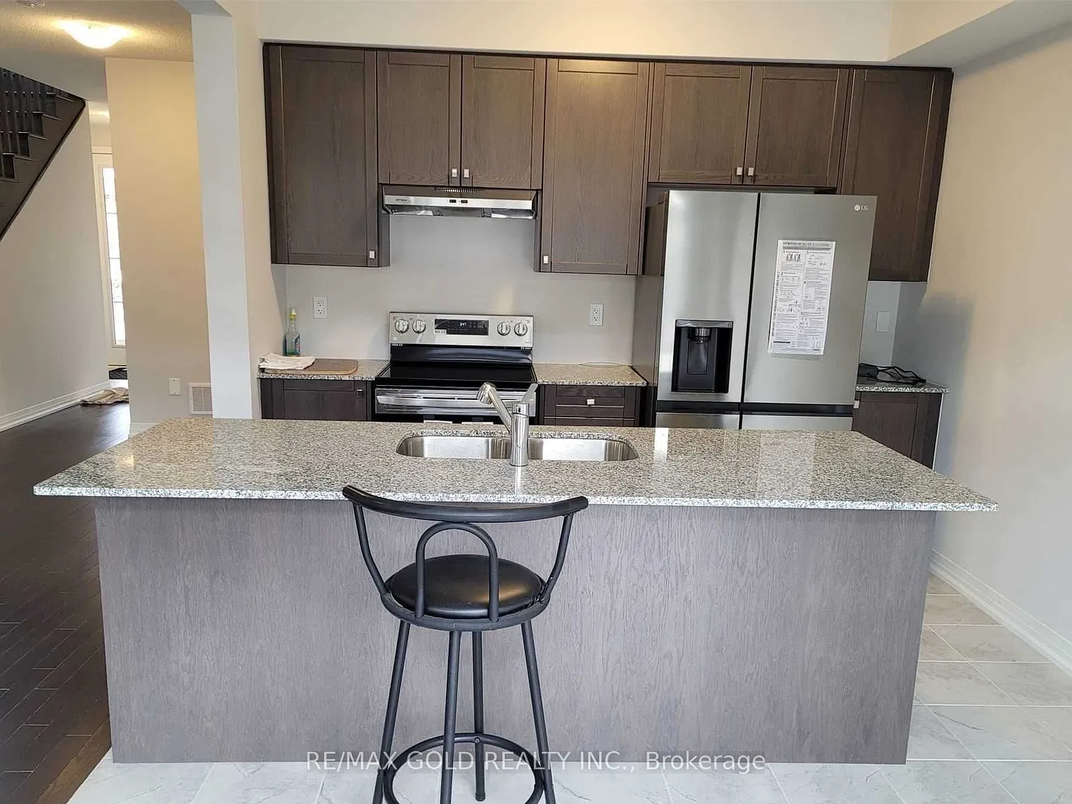 3 bed, $2,900 — Photo 4
