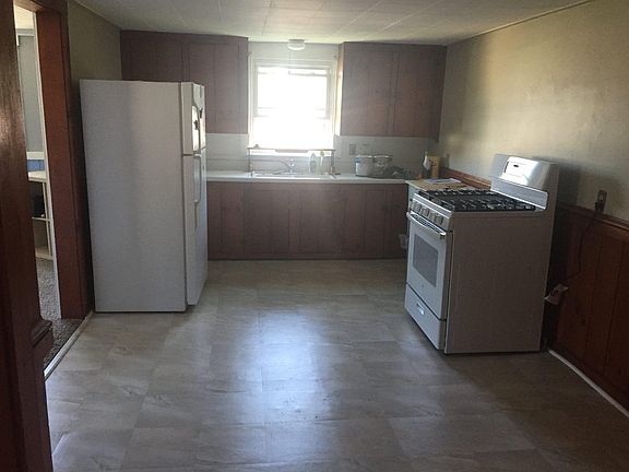 2nd image of 351 W Columbia Ave APT 2