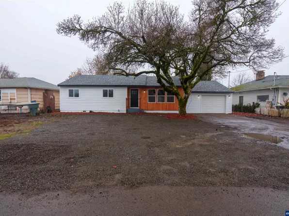 4130 Center St NE, Salem, OR 97301