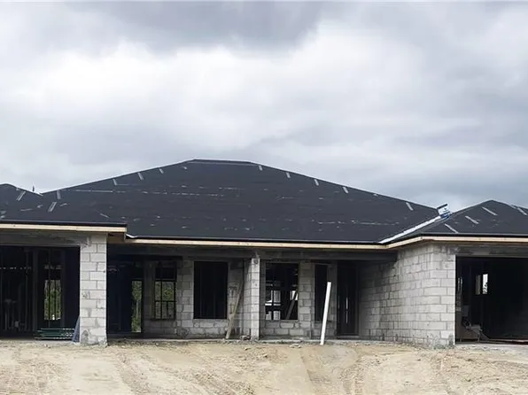 832 Burns AVE S, LEHIGH ACRES, FL 33974